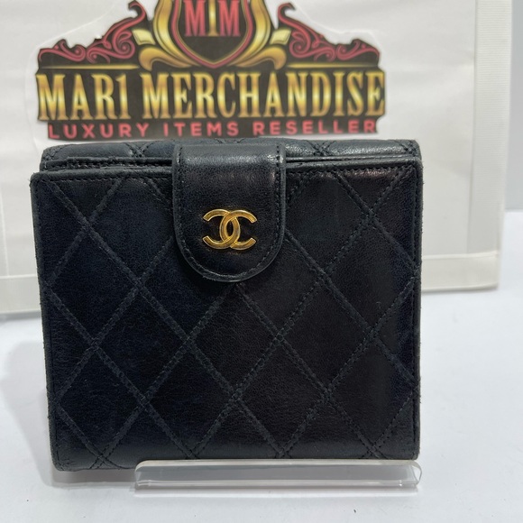 Chanel Quilted double flap wallet  in black lambskin leather. - Picture 13 of 16